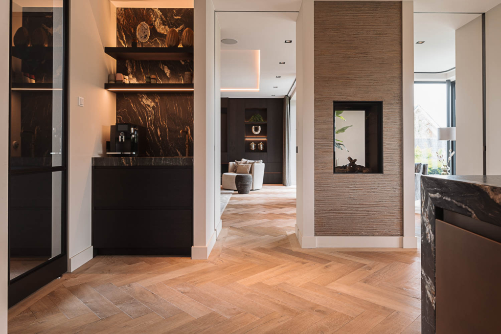 Stalen Cuypers deuren in moderne villa met landelijke charme - De Rooy ...